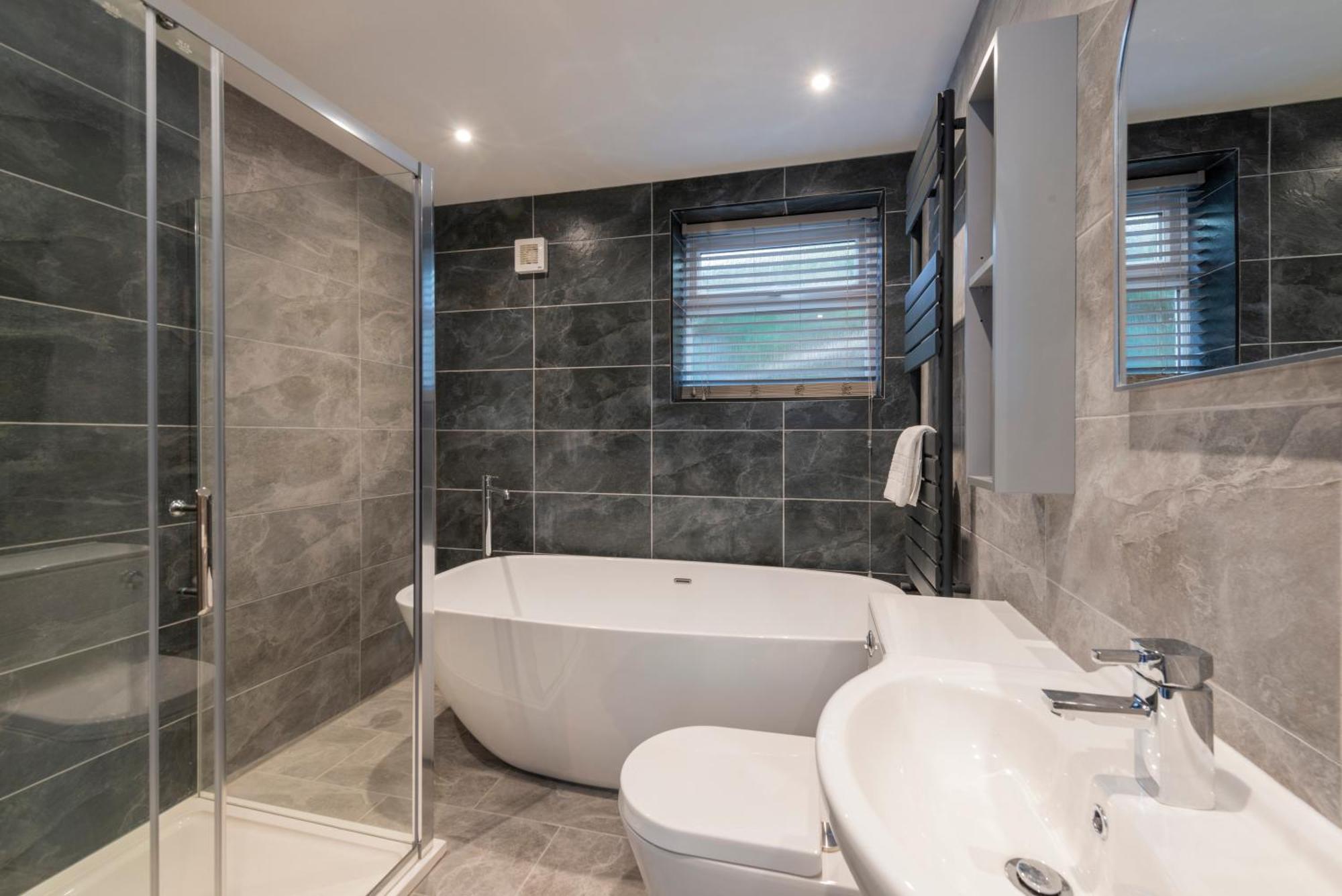 5 Bedroom Detached Beach House Poole Exterior photo