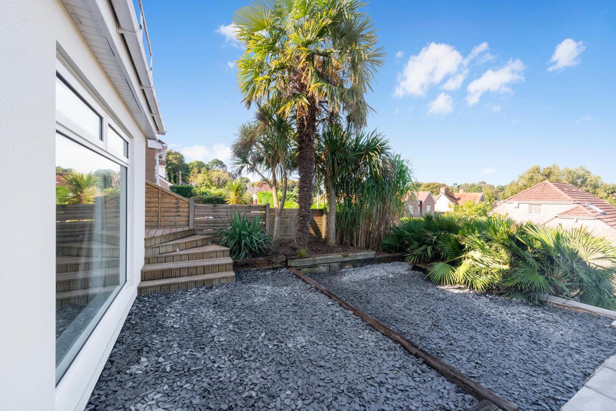 5 Bedroom Detached Beach House Poole Exterior photo