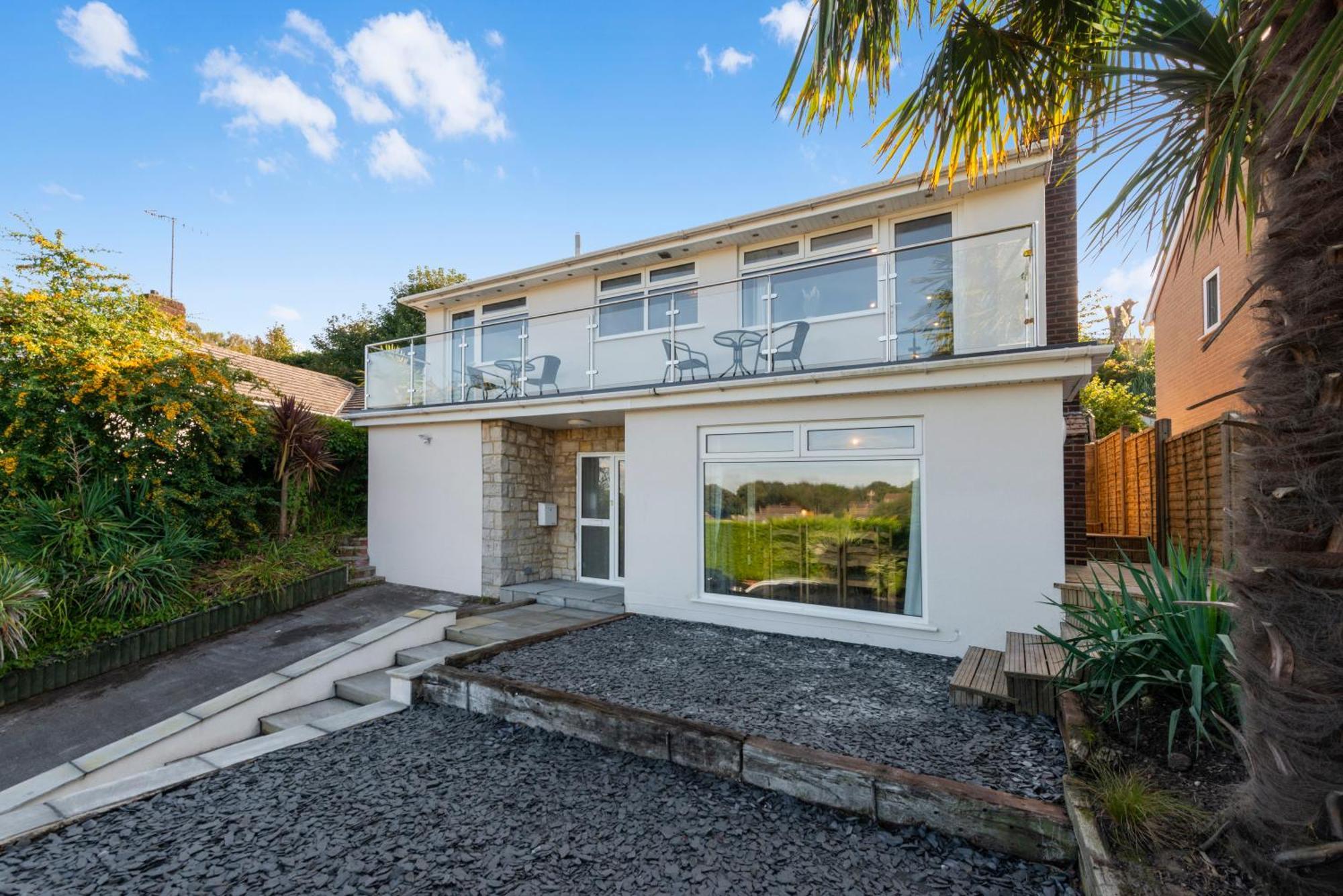 5 Bedroom Detached Beach House Poole Exterior photo
