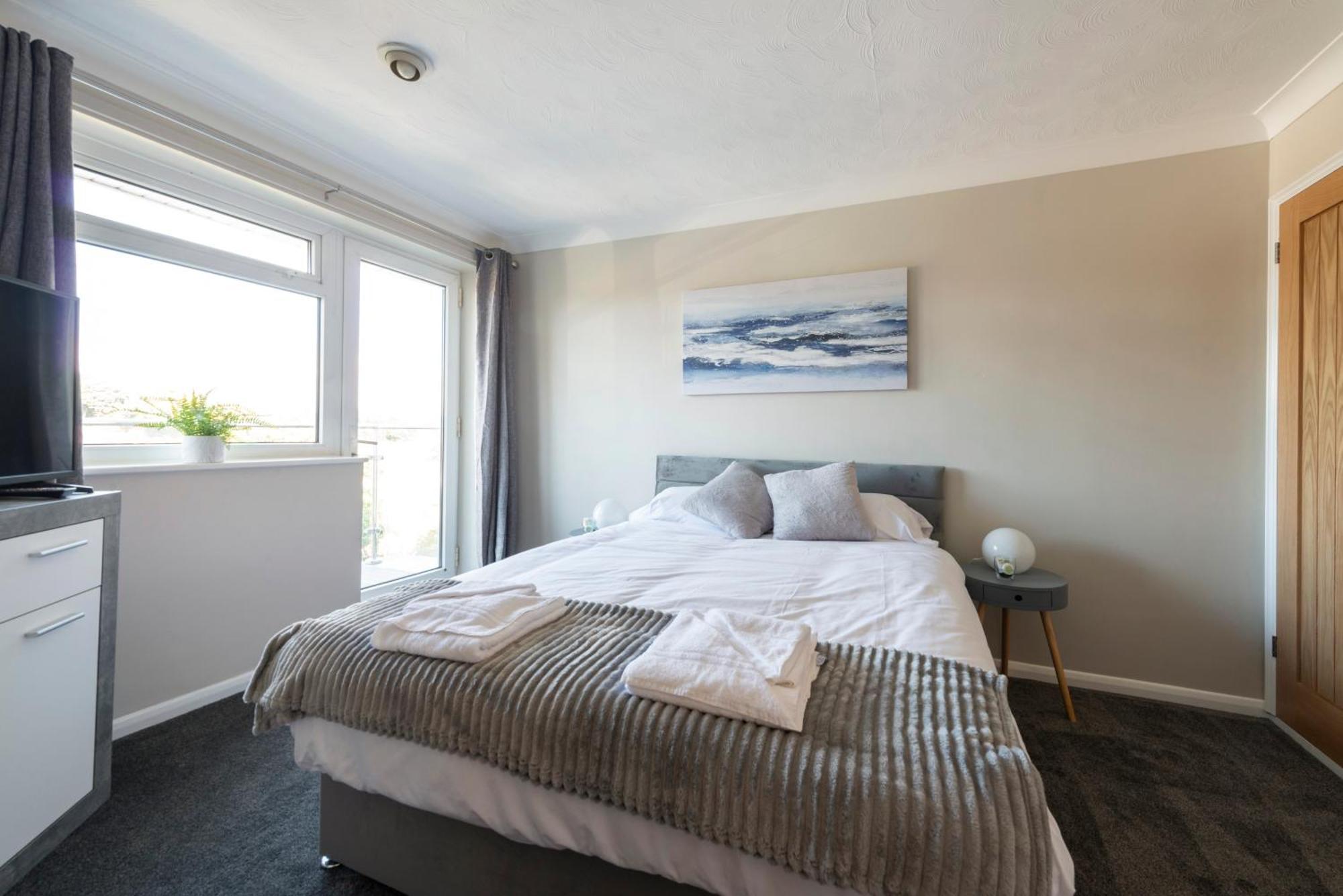 5 Bedroom Detached Beach House Poole Exterior photo