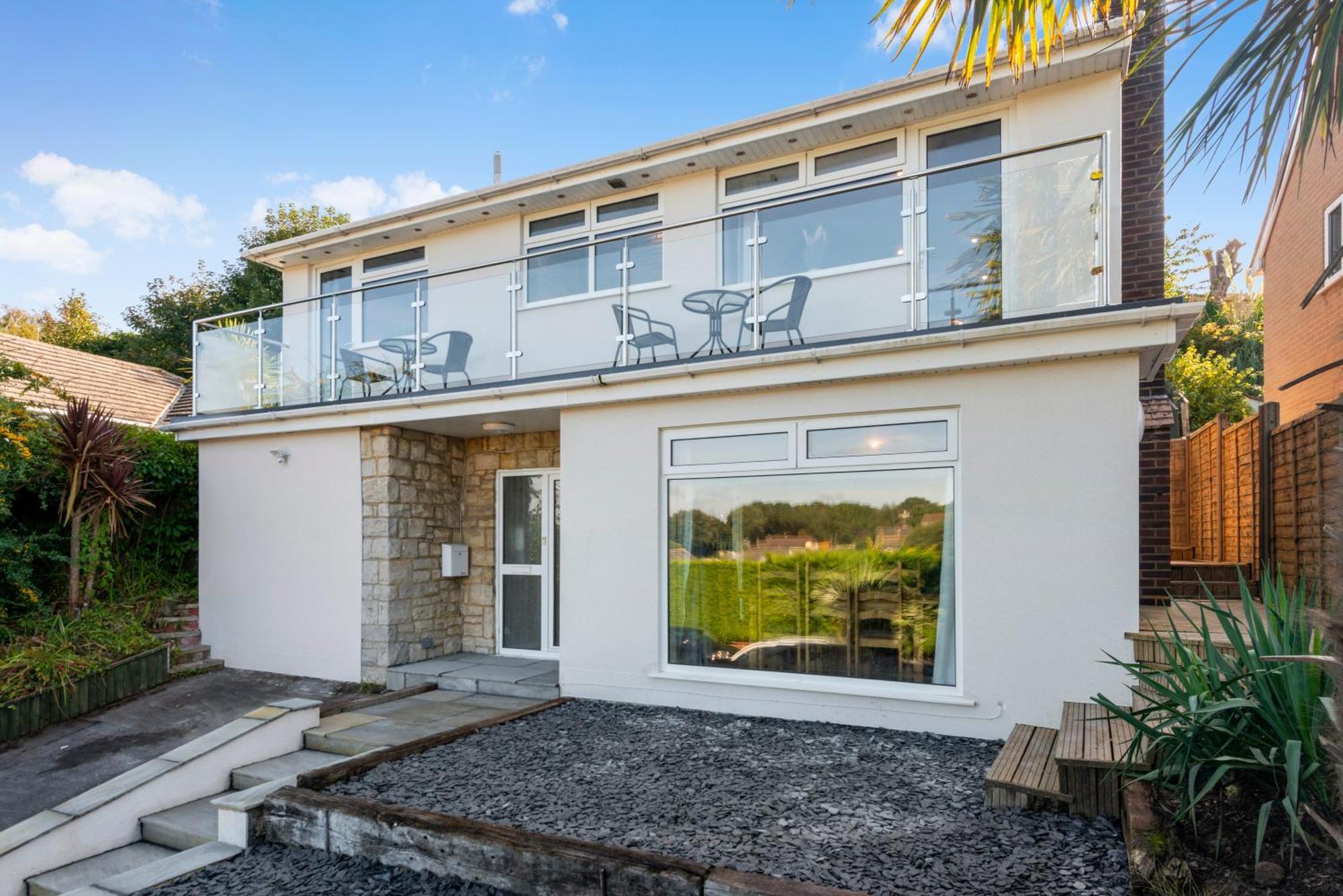 5 Bedroom Detached Beach House Poole Exterior photo